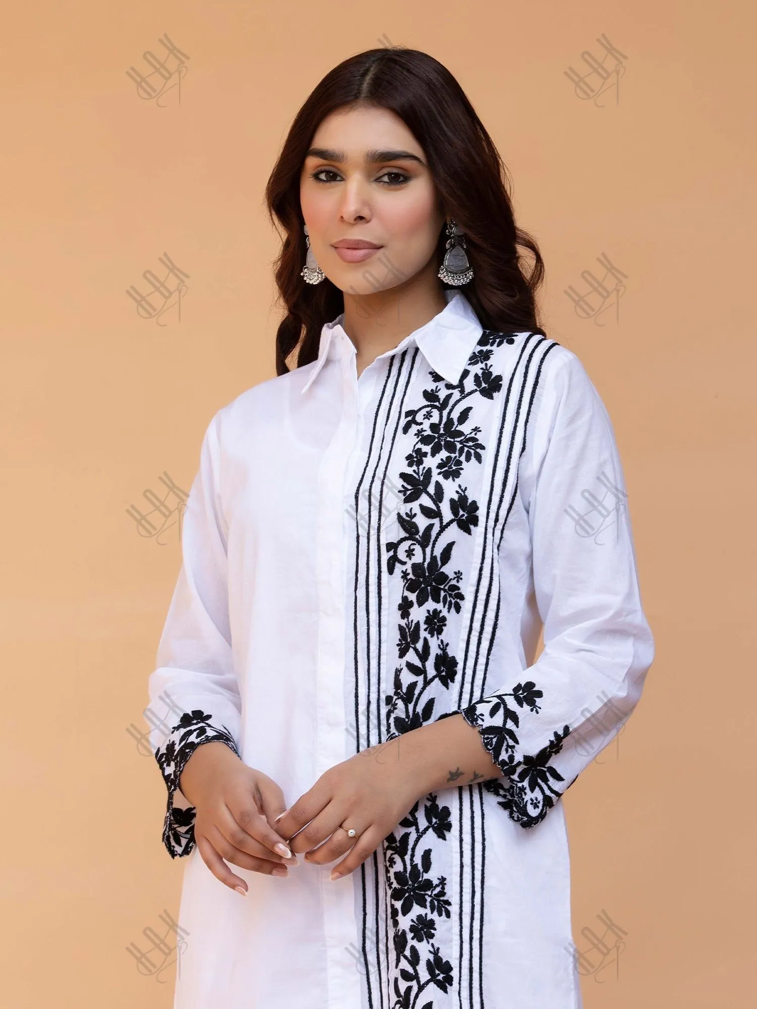 Anushka in Saba Chikankari Co-ord Set in Cotton Cambric - White With Black