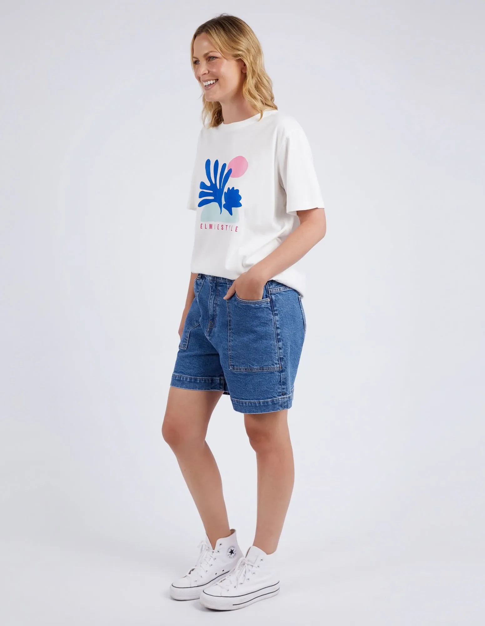 Art House Tee Marshmallow