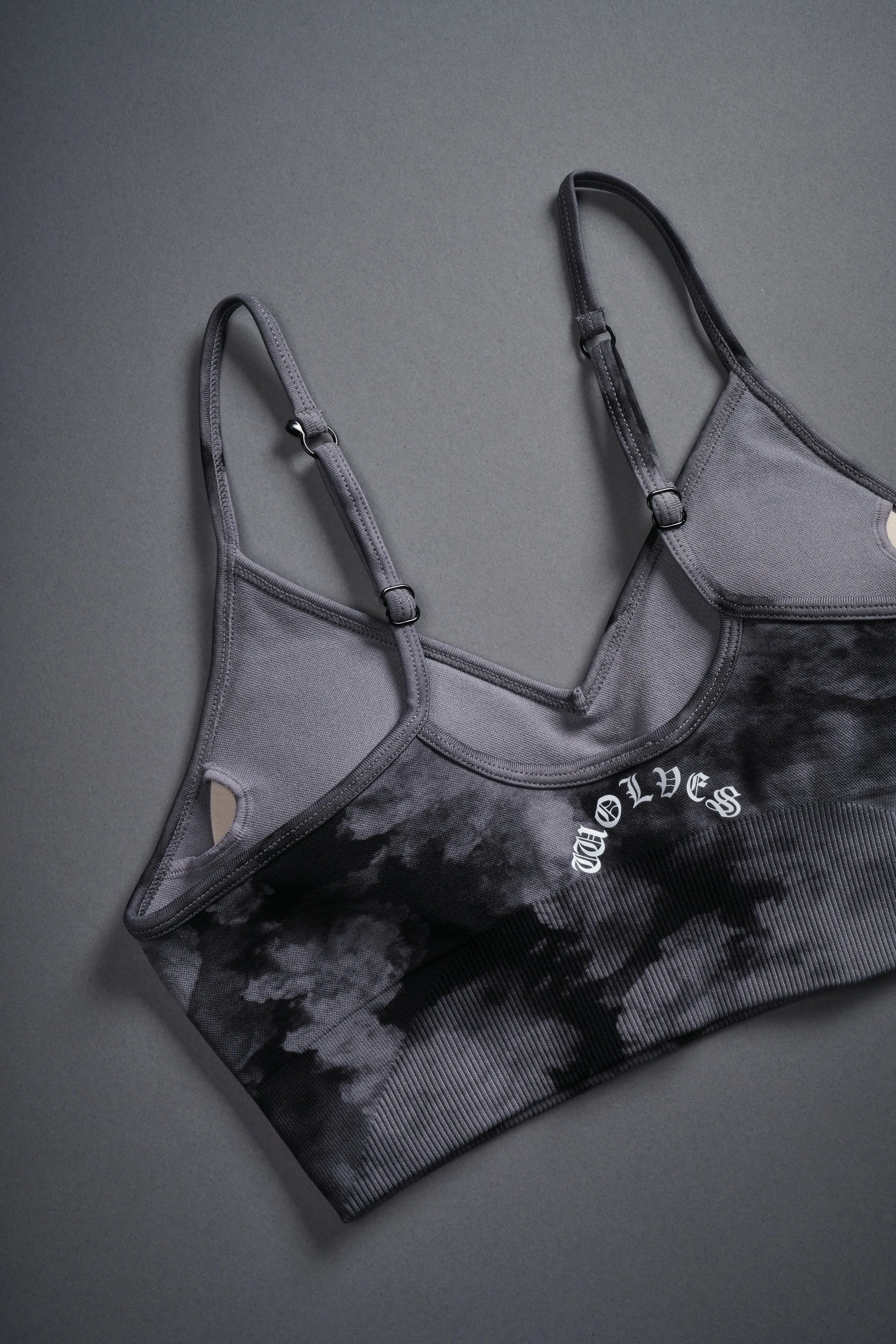 Dual Wolf Chopper "Everson Seamless" Sports Bra in Black Ghost Clouds