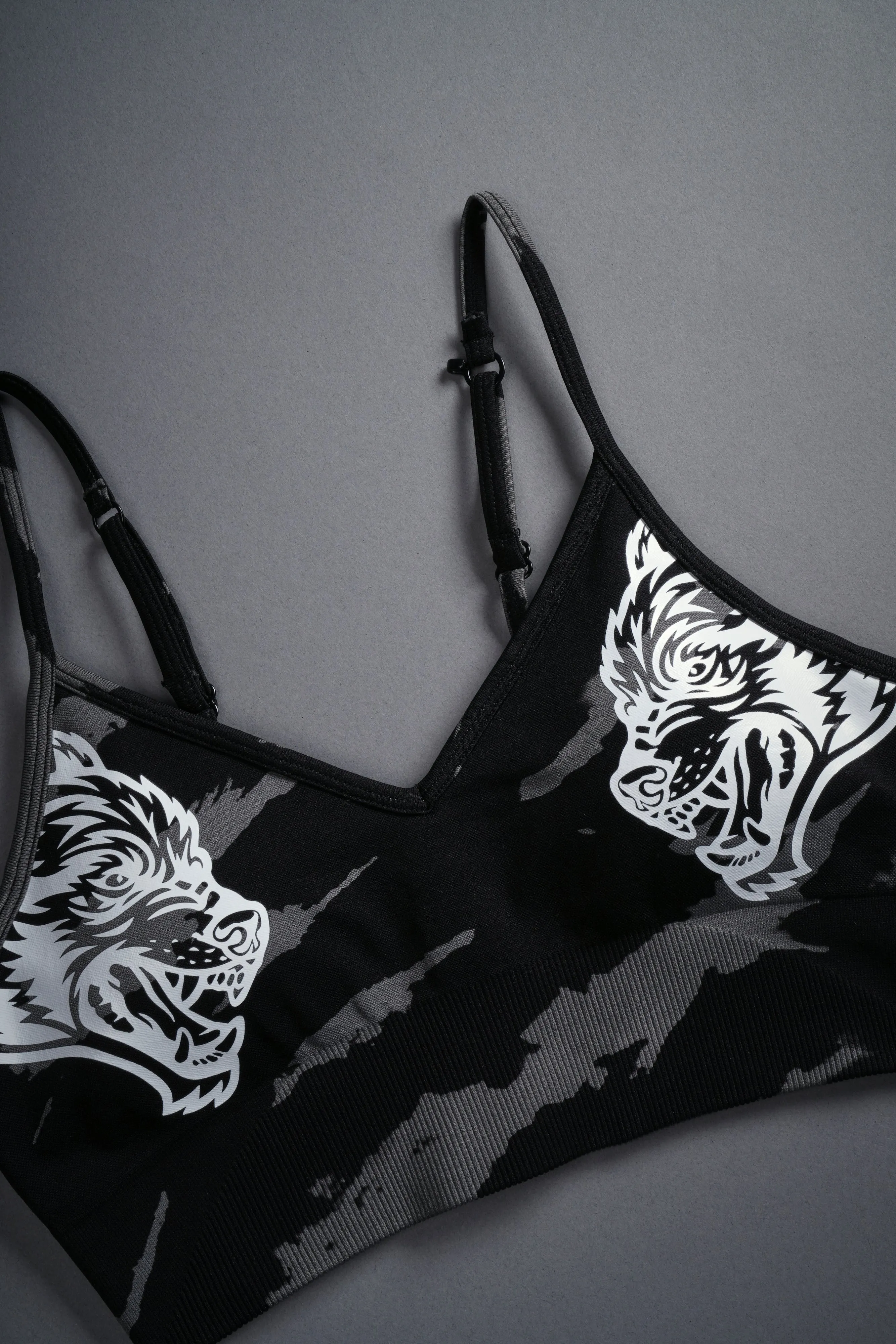 Dual Wolf "Everson Seamless" Sports Bra in Black Native Camo