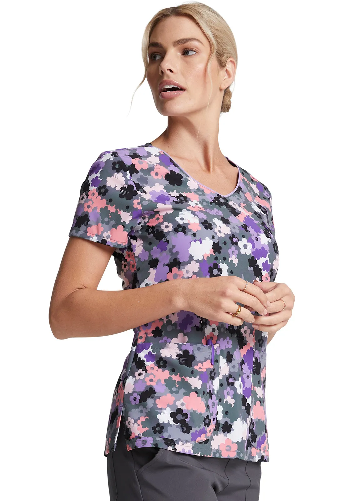 EDS Signature - Women's V-Neck Print Top
