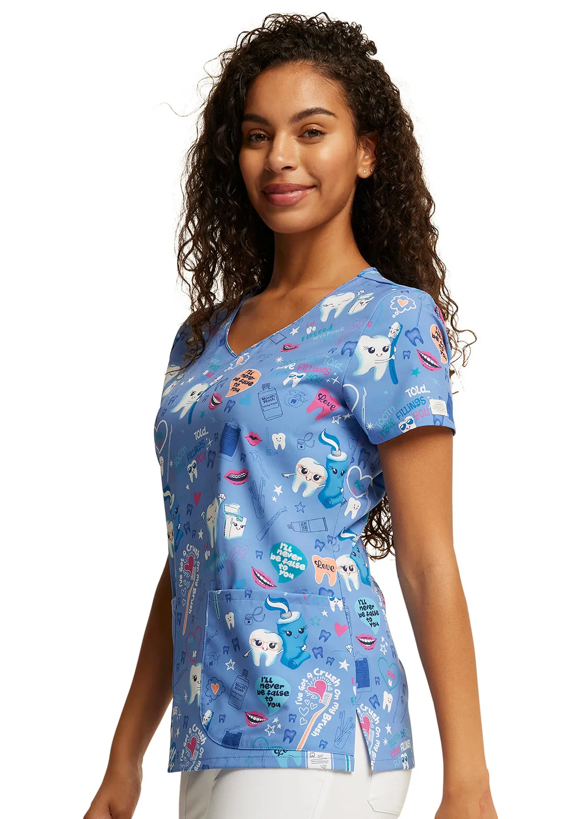 EDS Signature - Women's V-Neck Print Top