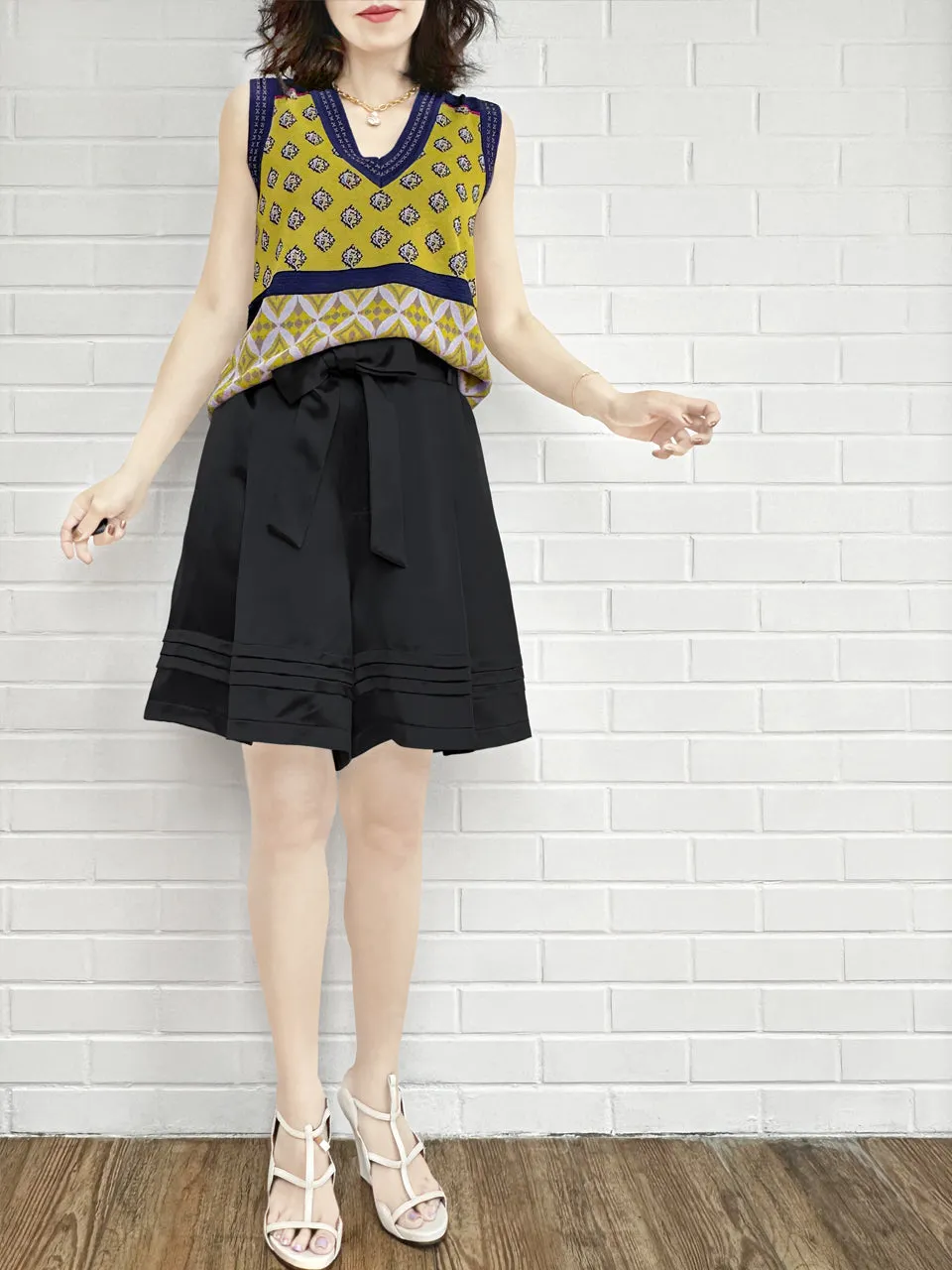 Last Chance! Lustrous Black Removable Bow Belt Tiered A-line Silky Skort