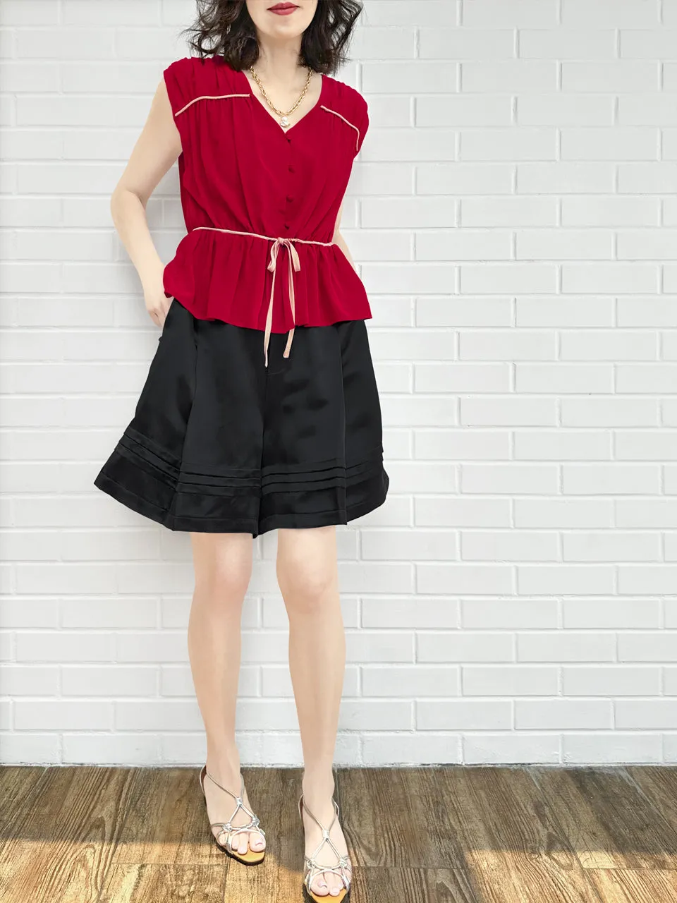 Last Chance! Lustrous Black Removable Bow Belt Tiered A-line Silky Skort