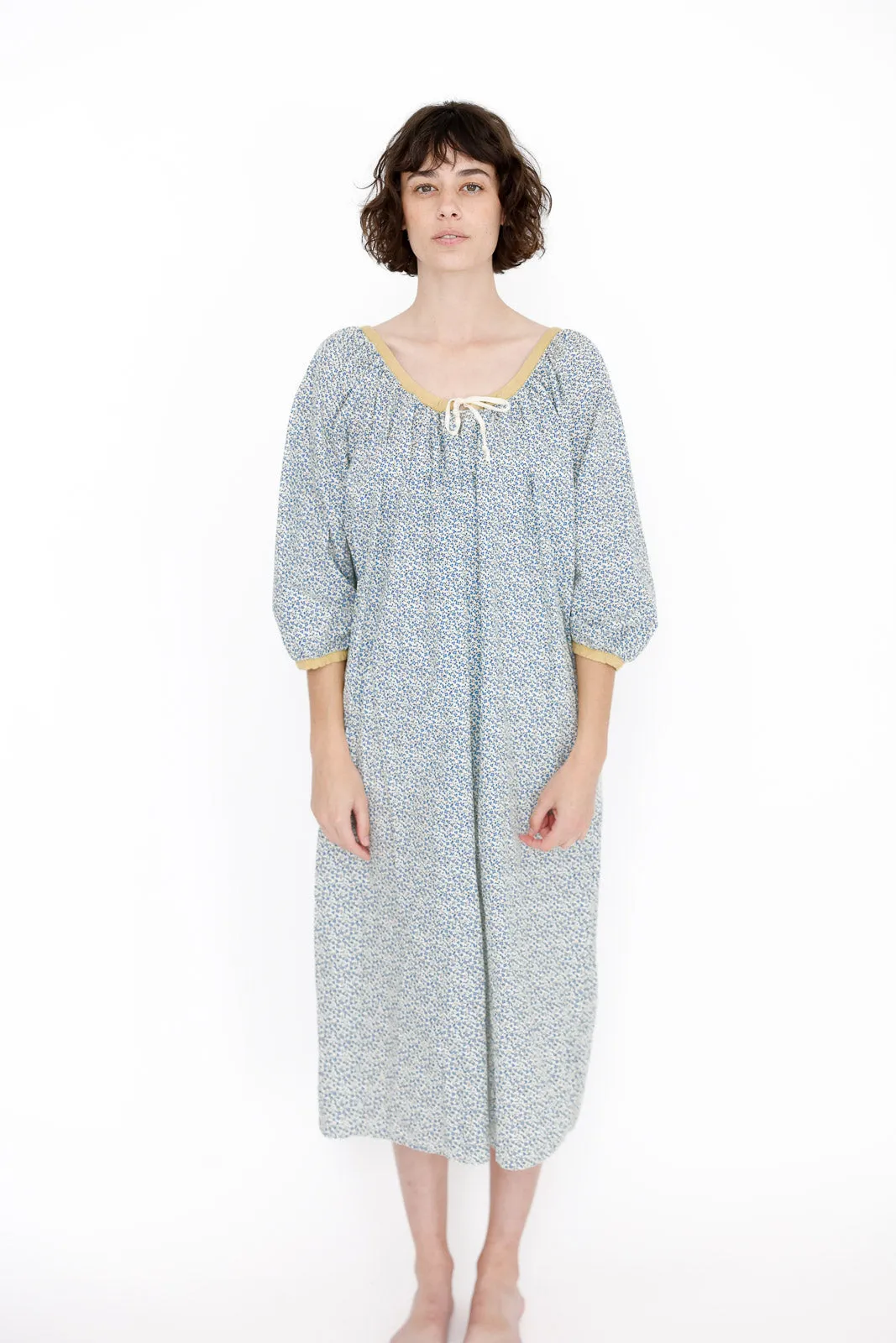 Nightgown, Muriel