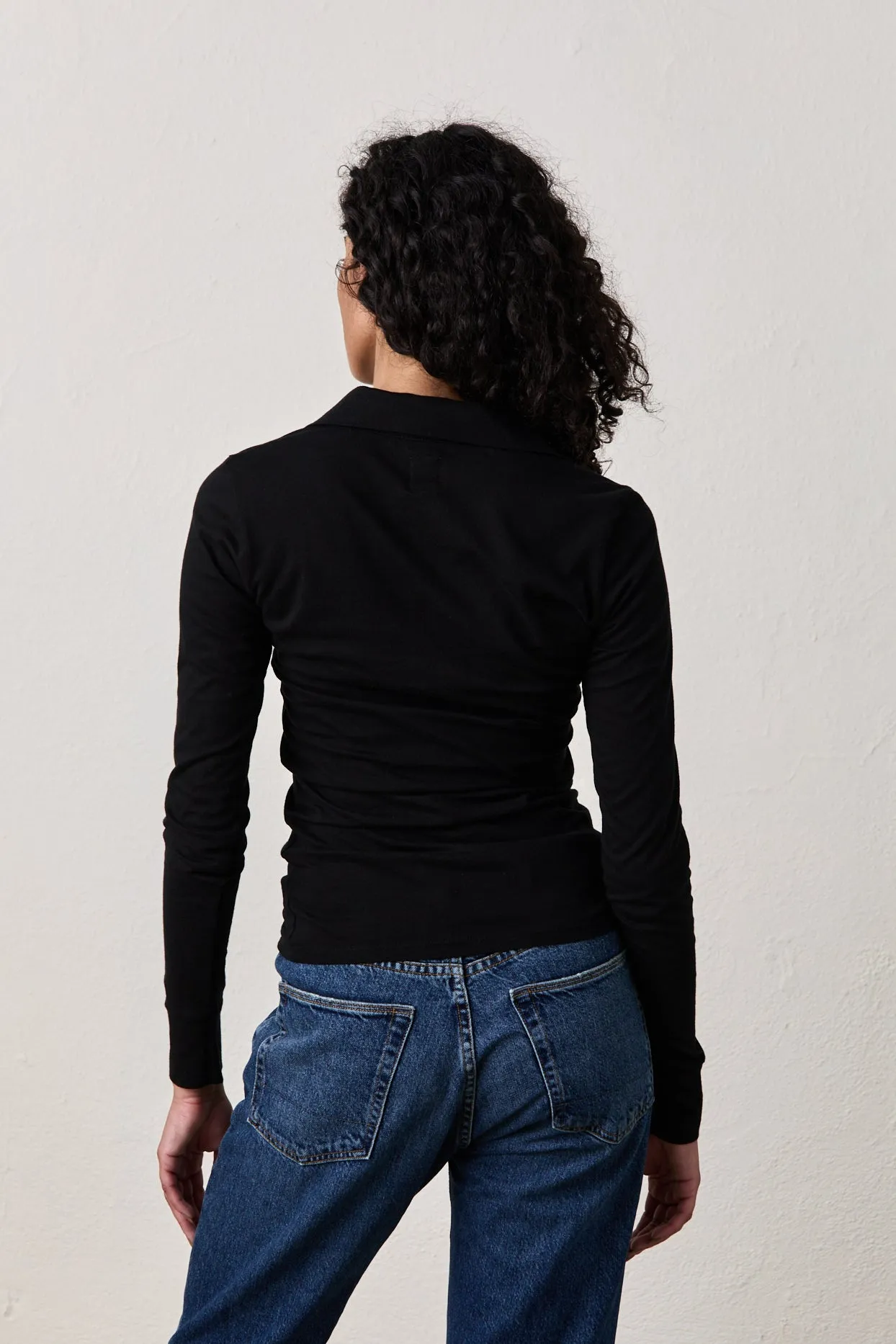 RORY COLLARED HENLEY / BLACK