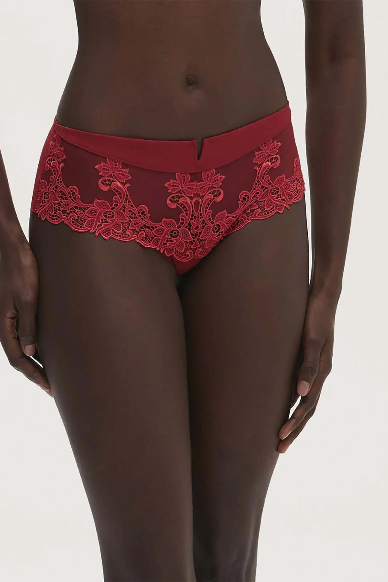 Saga Boyshort in Lipstick