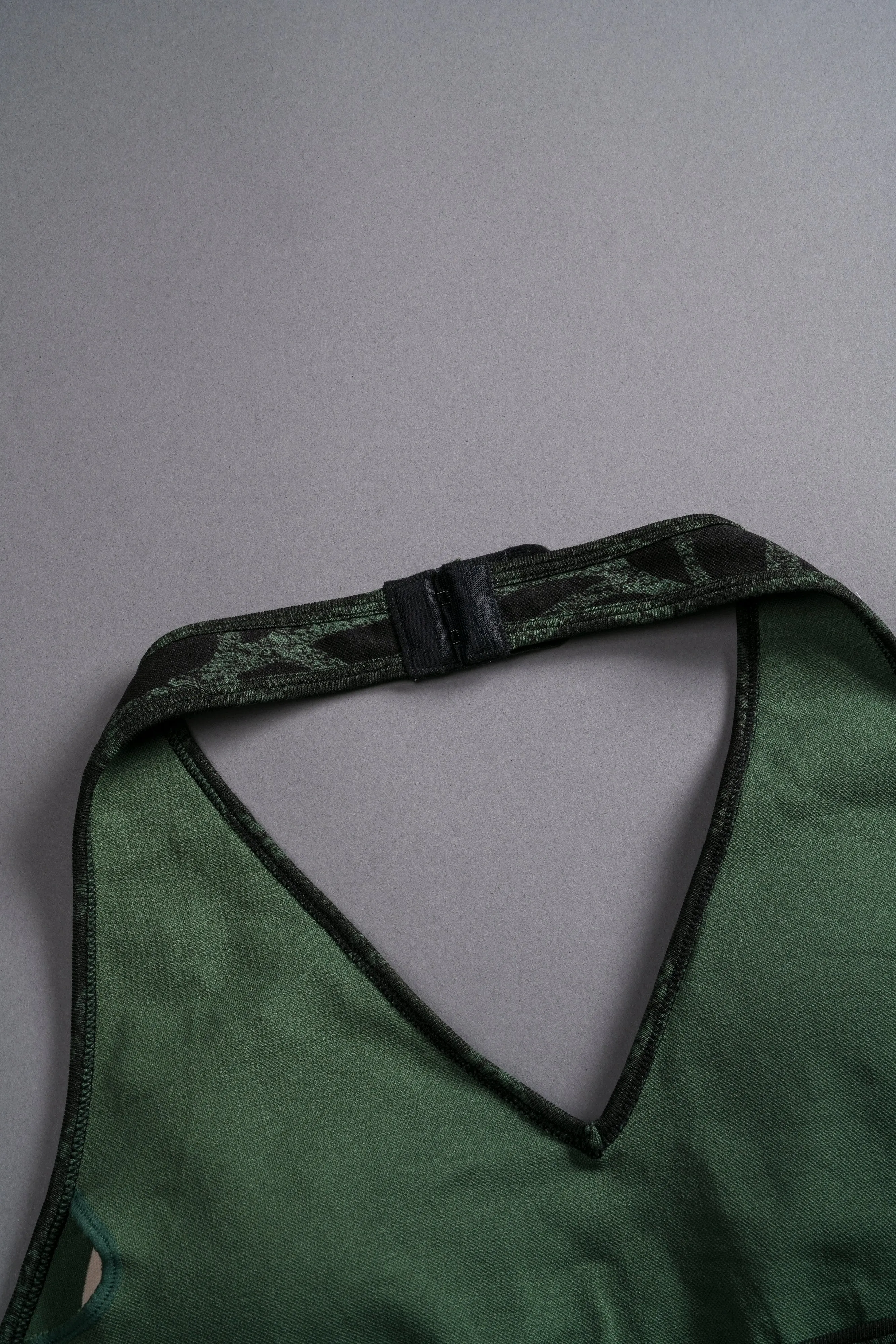 Single Wolf "Everson Seamless" Halter Bra in Black/Green Symbiote Web